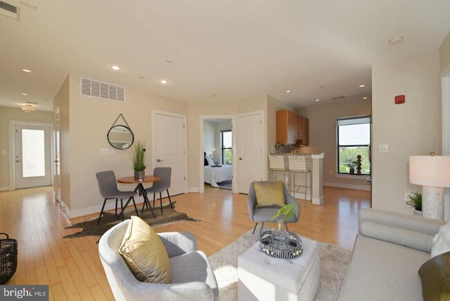 Photo - 5201 Wisconsin Ave NW Apartment Unit 406
