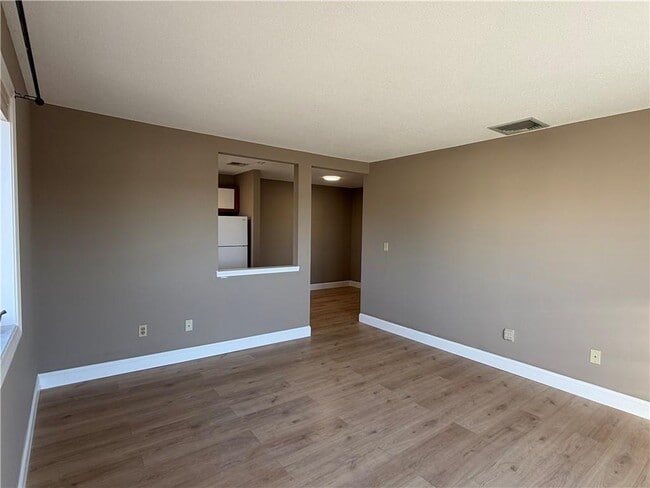 Photo - 724 Beverage Hill Ave Unidad 302