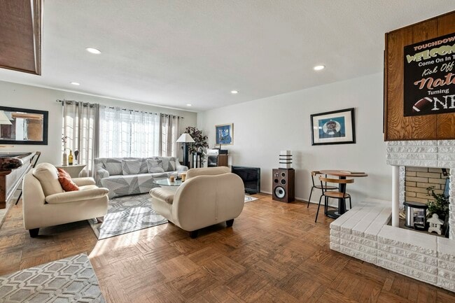 Photo - 611 Blanken Ave