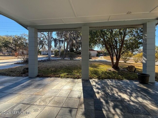 Photo - 360 Canis Dr W