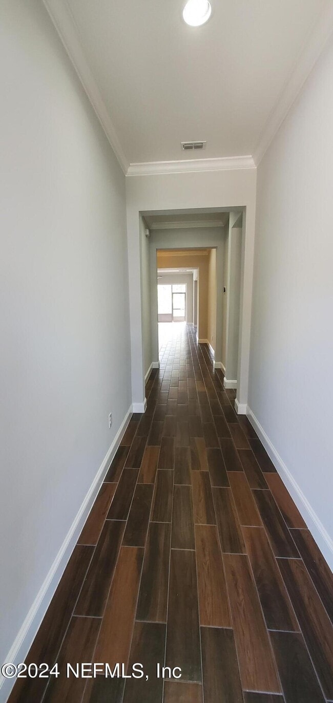 3173 Montilla Dr