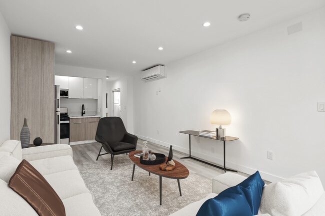 Photo - 2034 Garth Avenue