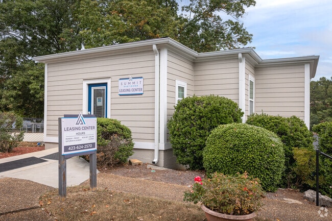 Leasing Office