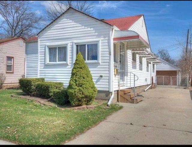 Building Photo - 2146 Symes St Rental