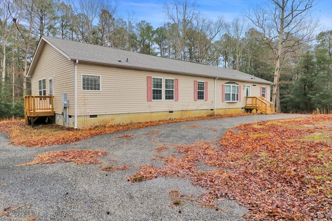 Building Photo - Country Living in New Kent County! Rental