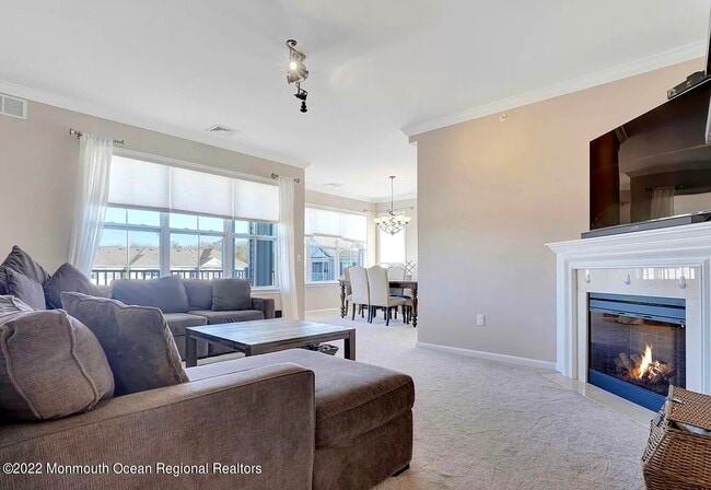 Photo - 631 Sloan Ct