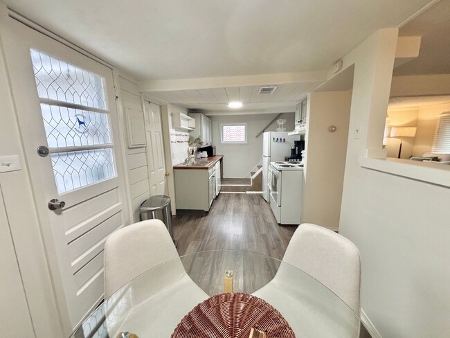 Photo - Furnished 2bd | Free internet 1 year!