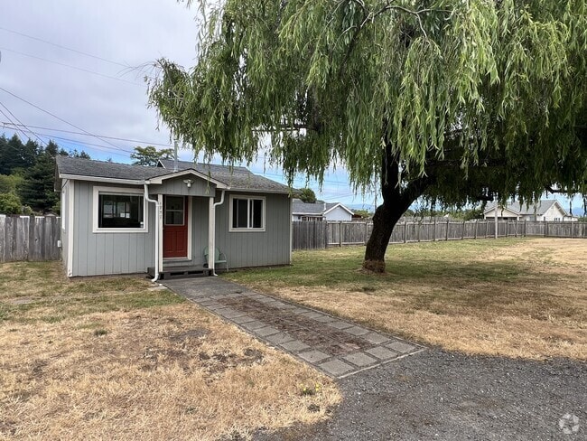 Building Photo - 1757 Glendale Dr Rental