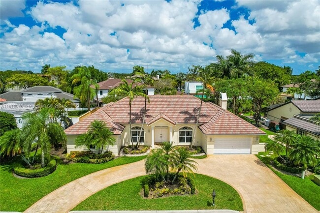 Building Photo - 5253 NW 94th Doral Pl