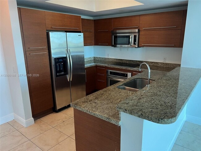 Building Photo - 2641 N Flamingo Rd Unit 2006N