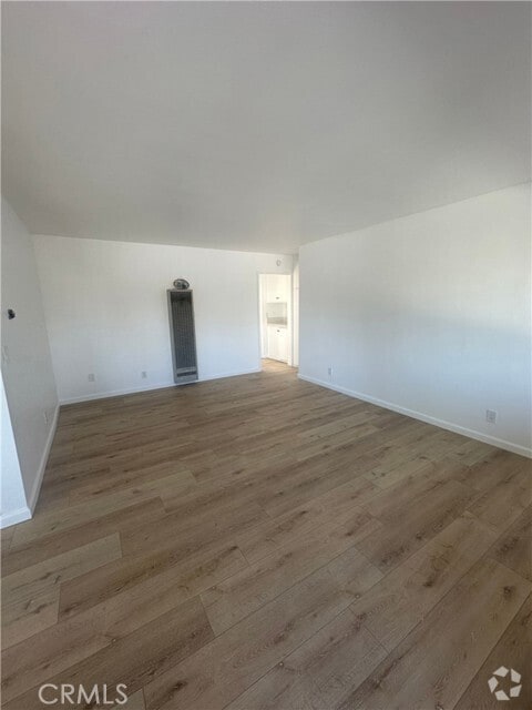 Building Photo - 1107 W Broadway Unit 4 Rental