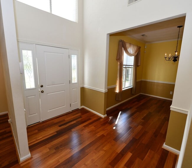 Photo - Lakefront home in Grassfield School District