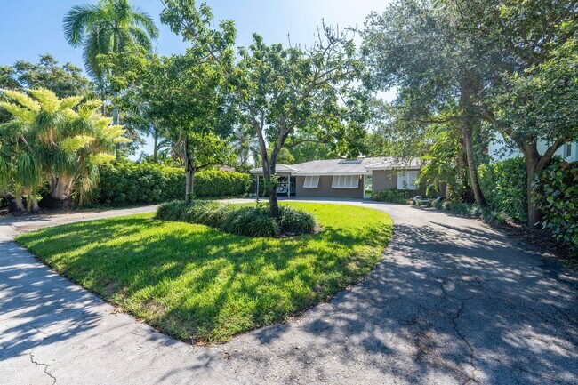 Photo - 224 N Gordon Rd