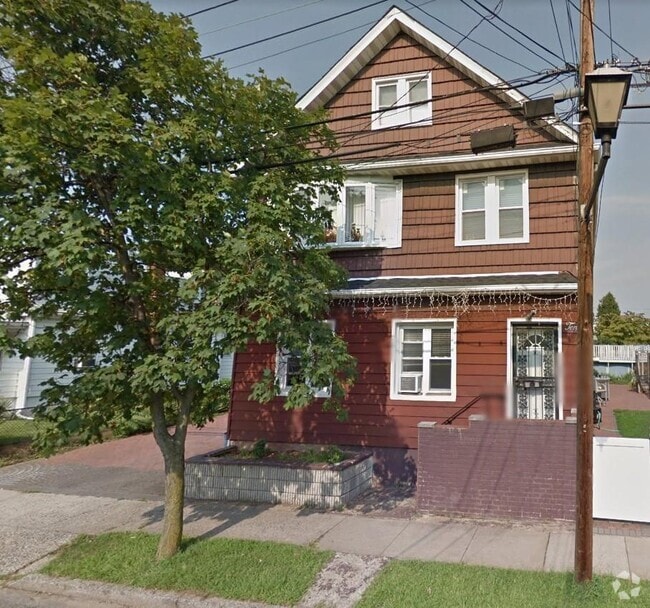 Building Photo - 10 3rd Ave Rental