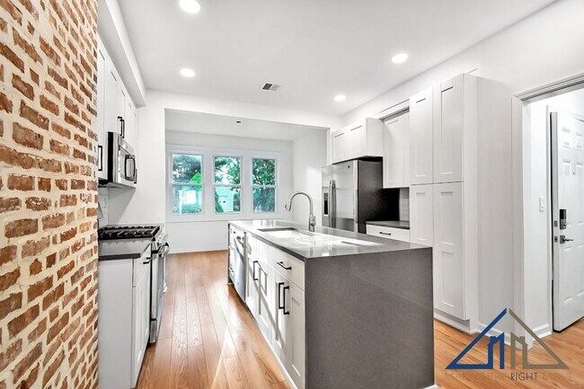 695 Palisade Ave Unit 1