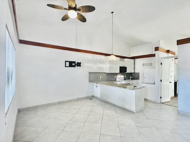 Photo - 826 Wiggins Pass Rd