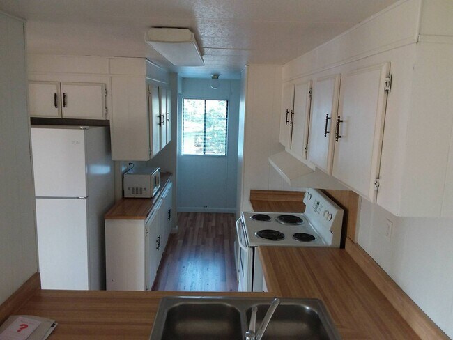 Photo - 115-115 Shelby Way Unit 111