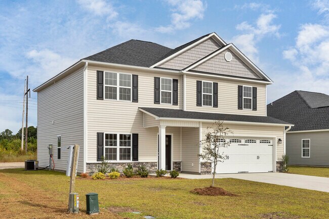 Photo - 463 Worsley Wy