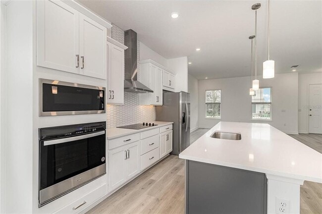 Photo - 16758 Hamlin Vis Aly