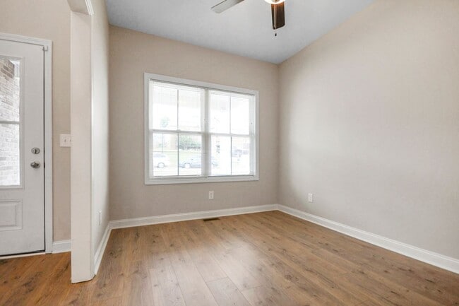 Photo - Pet Friendly Four Bedroom!