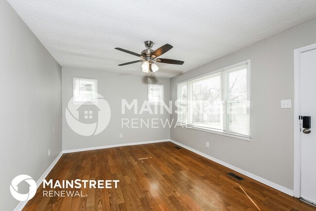 Photo - 5256 Skyline Ct