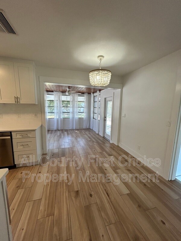 Photo - 1631 San Charles Dr