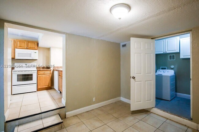 Photo - 1401 NW 58th Ave