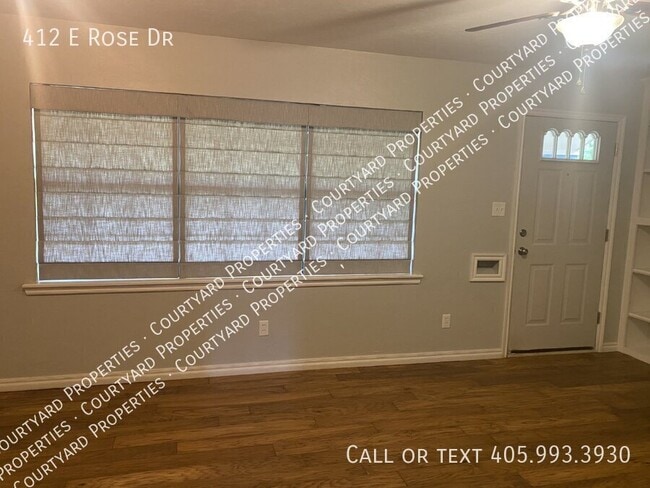 Photo - 412 E Rose Dr