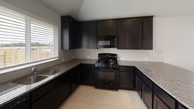 Photo - 193 Heather Glen Dr
