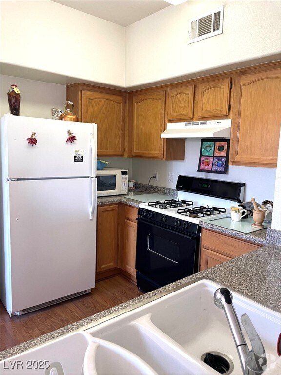 Building Photo - 3400 Cabana Dr Unit 2040 Rental