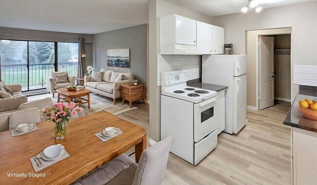 14831-14104 104 Ave Unit 210