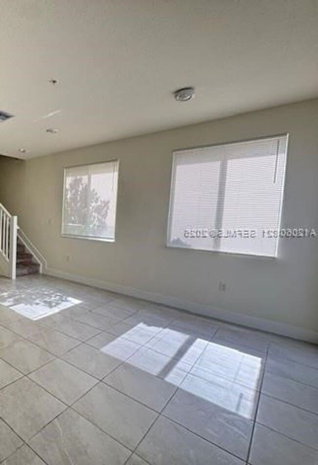 Photo - 10270 NW 66th St