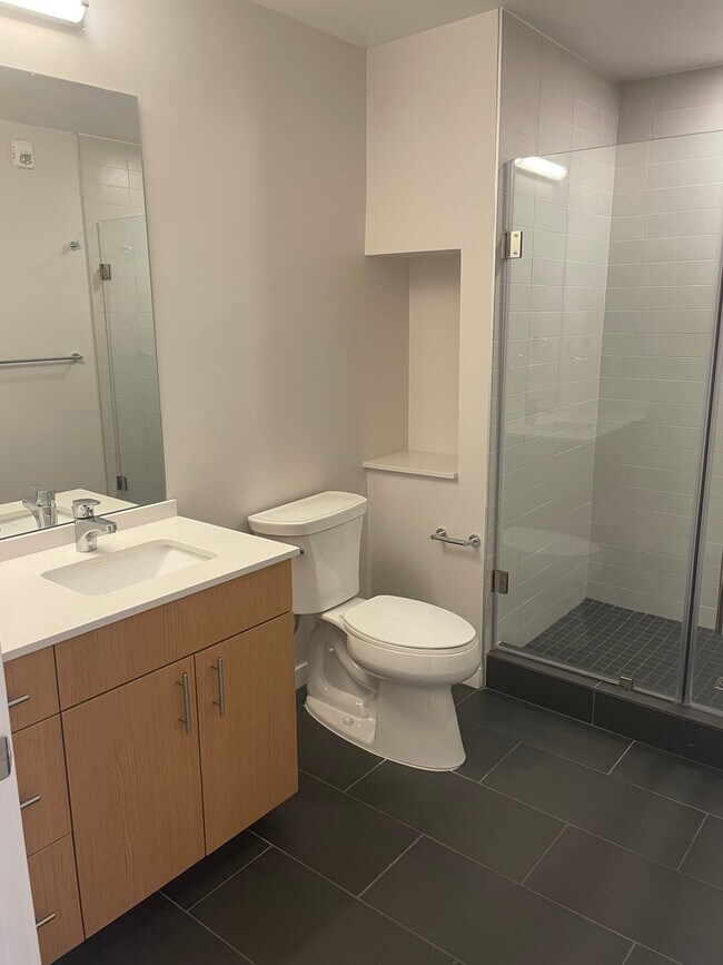 Photo - 2450 S University Blvd Unit B3