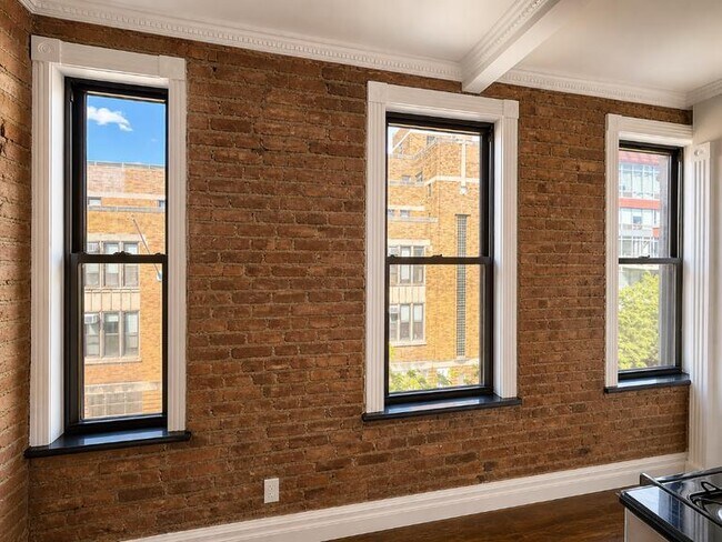 Photo - 416 E 13th St Unidad 5B