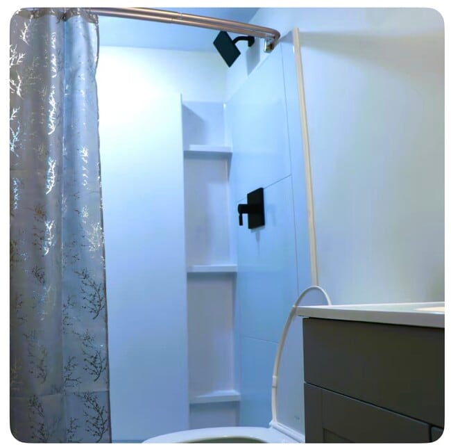 Photo - 217 West Holly Springs Rd