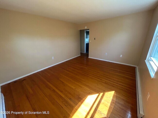 Photo - 418 Pear St Unidad 2nd floor