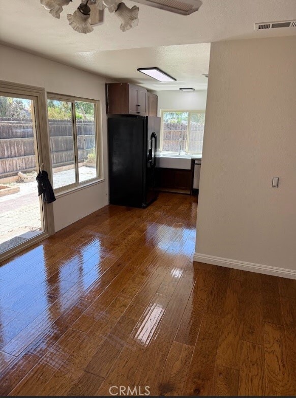 Building Photo - 10020 Leucadia Ln Rental