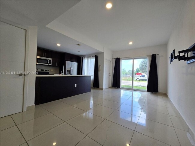 Photo - 25901 SW 139th Ct