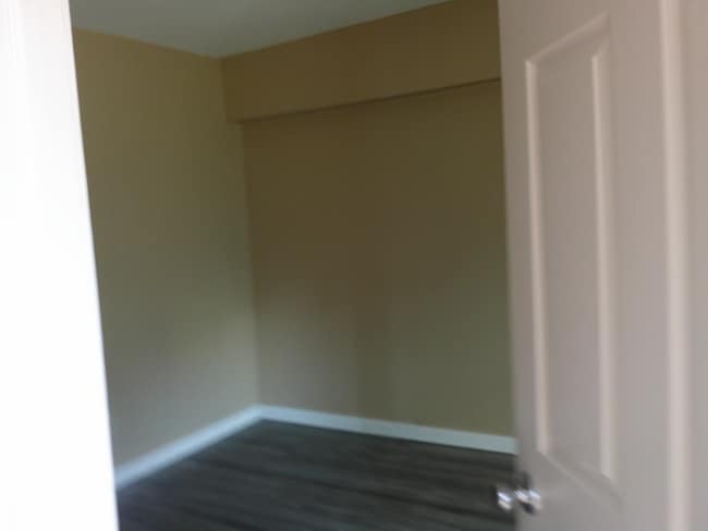 Photo - 1376 NY-7 Unit H