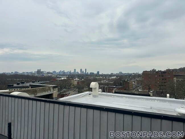 Photo - 1455 Commonwealth Ave Unidad 317