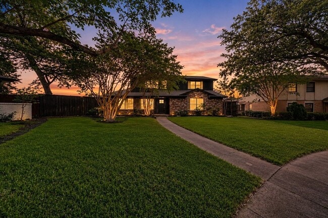 Photo - 2709 Oak Cir