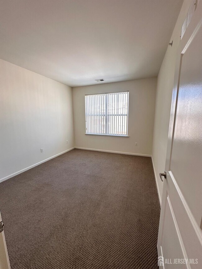 Photo - 365 Lehigh Ave Unit 309