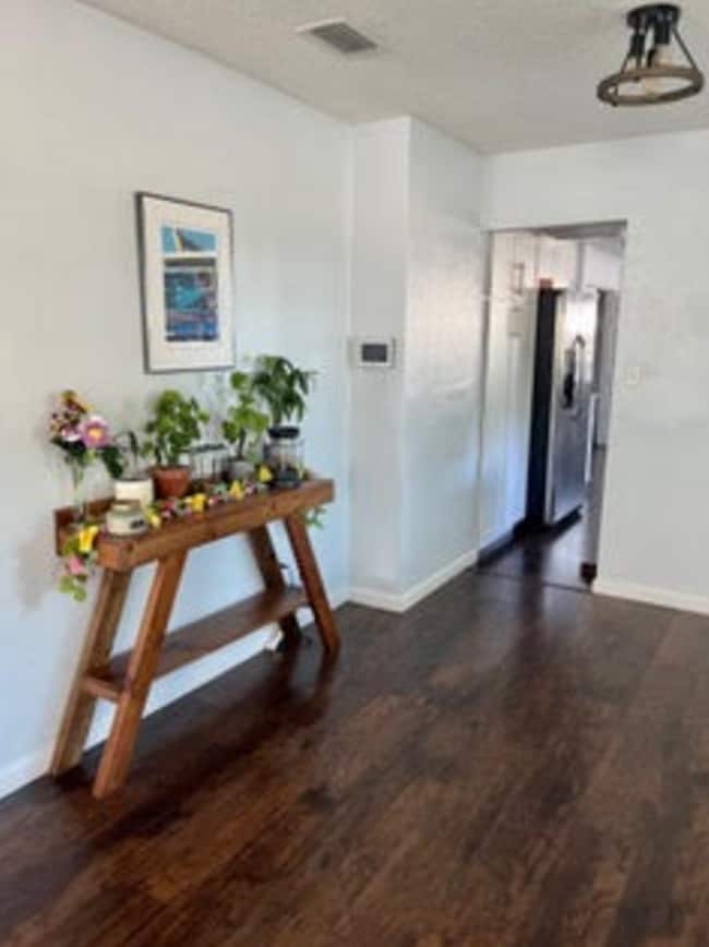 Photo - Discover the Allure of this Charming, Downtown 3 bedroom/2 Bath!
