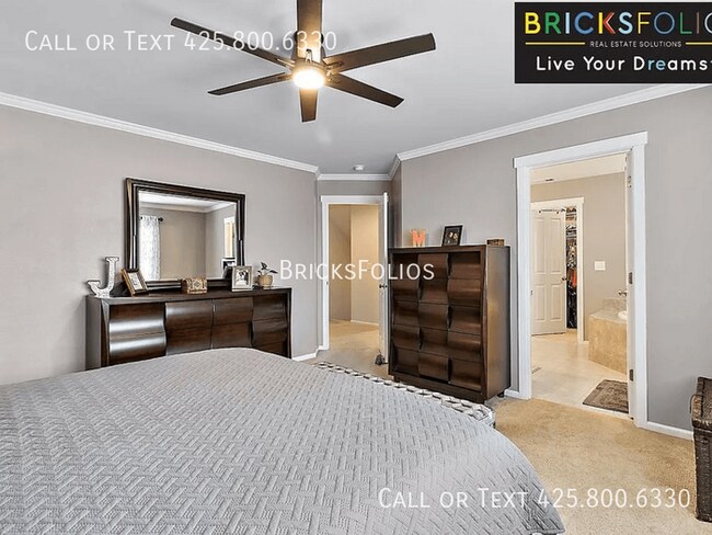 Photo - Modern Comfort Awaits You in This Puyallup...