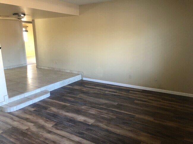 Photo - 6508 N 87th Pl