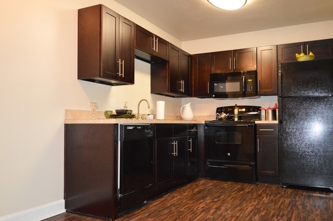 Photo - Willow Brooke Apartments