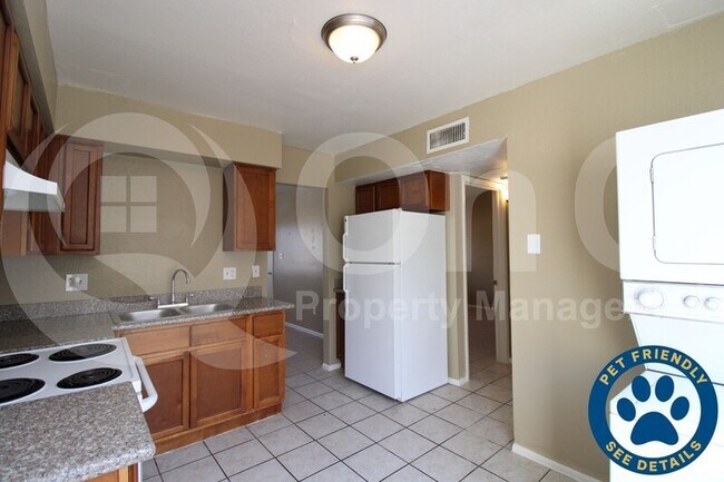 Photo - 6742 W Palmaire Ave