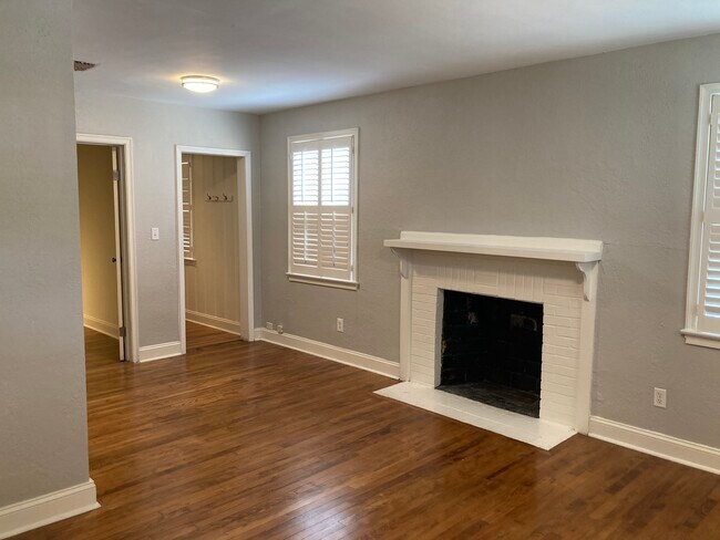 Photo - 1710 Thacker Ave