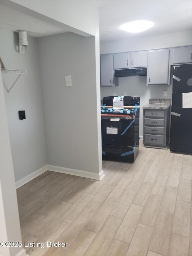 Photo - 151 E Florence Ave Unit 102