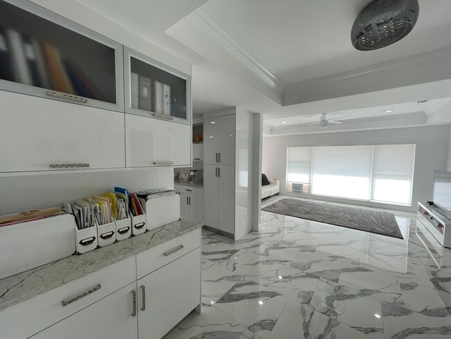 Photo - 5200 West Blvd